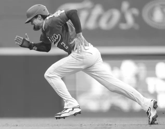 Despite Sanchez’s 200th HR, Brewers fall Sunday
